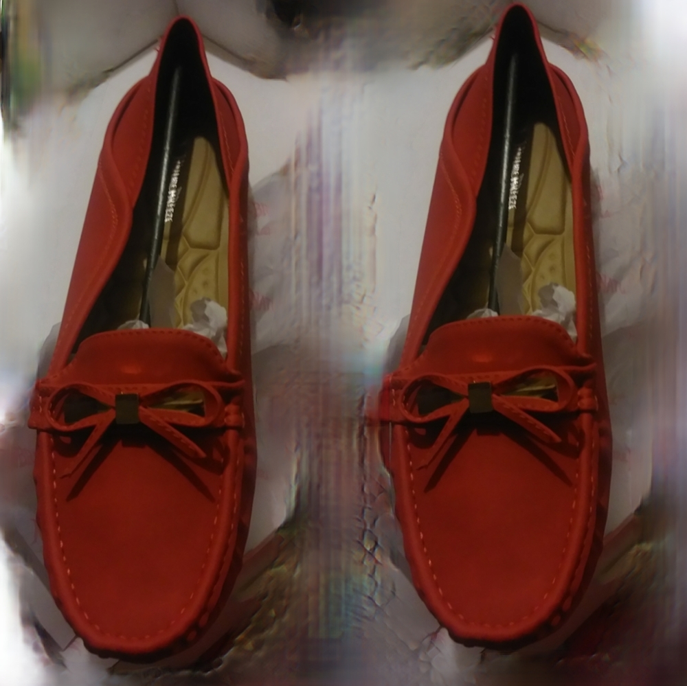 New Sasha Loufer Women Red Color